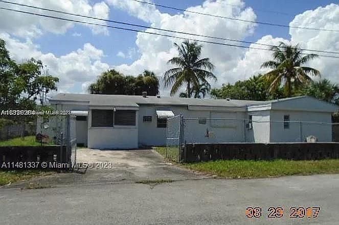 1st image of 808 NW 20th Ave