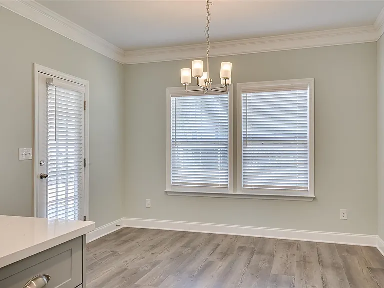705 Navan Ln — Photo 11