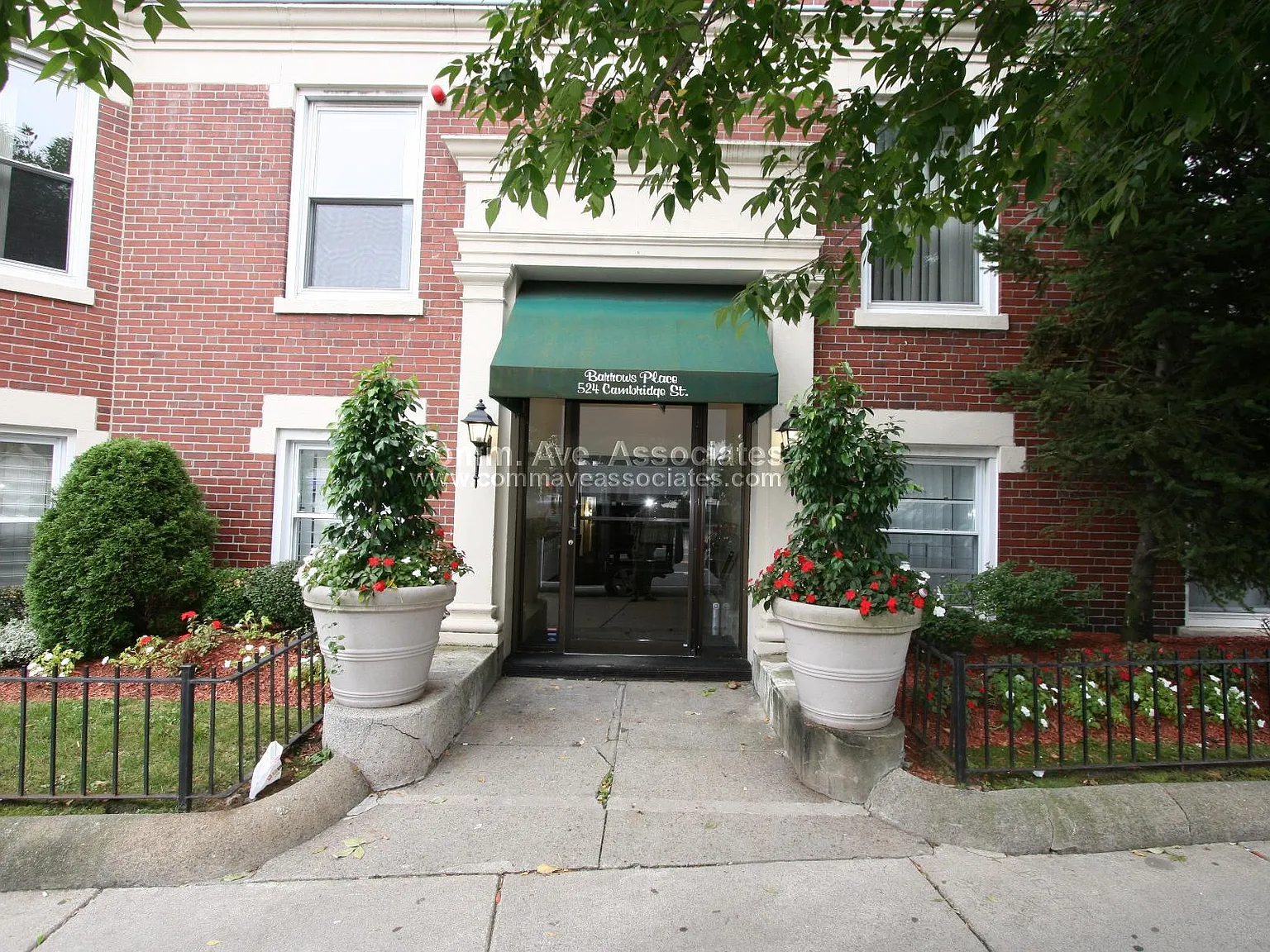 1 bed, 1.0 bath, $2,250 — Photo 3
