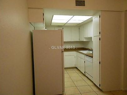 4th image of 301 Brookside Ln Unit C