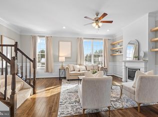 22913 Adelphi Ter, Sterling, VA 20166