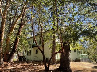 900 Timberlake Dr, Ashland, OR 97520