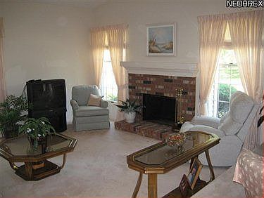 2nd image of 225 Westwind Dr