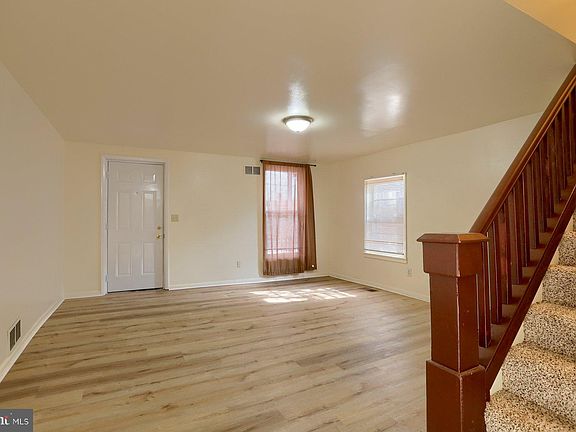 5th image of 1724 Walnut St