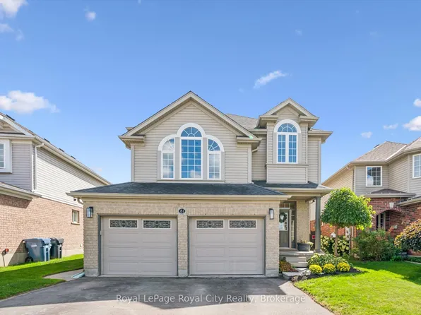 81 Teal Dr, Guelph, ON N1C 1H2