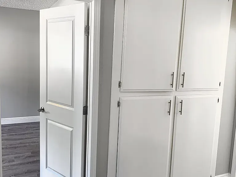 3X2 HALLWAY (REMODELED)