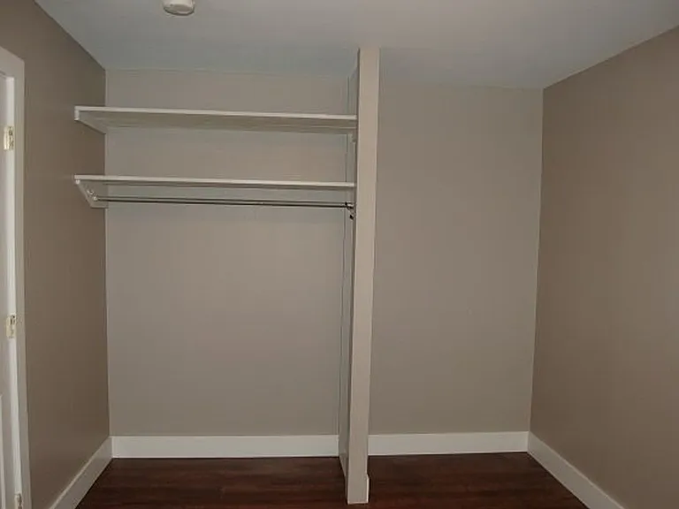 226 S Governor St — Photo 3