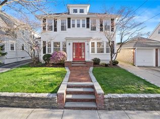 11 Goldsmith St, Providence, RI 02906