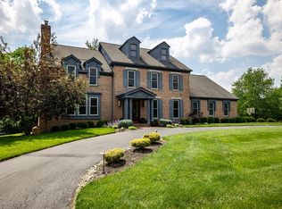 3545 Fawnrun Dr, Cincinnati, OH 45241