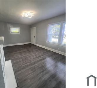 11402 Hazeldell Dr, Cleveland, OH, 44108