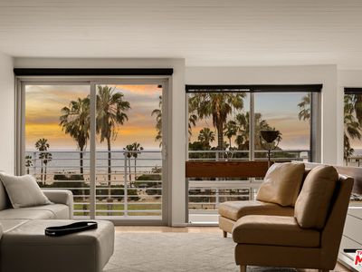 6624 Vista Del Mar, Playa Del Rey, CA, 90293