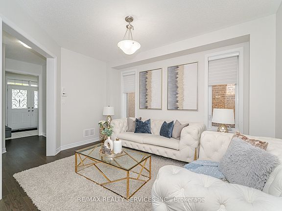 5th image of 104 Pick Rd
