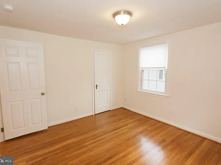1419 N Longfellow St — Photo 19