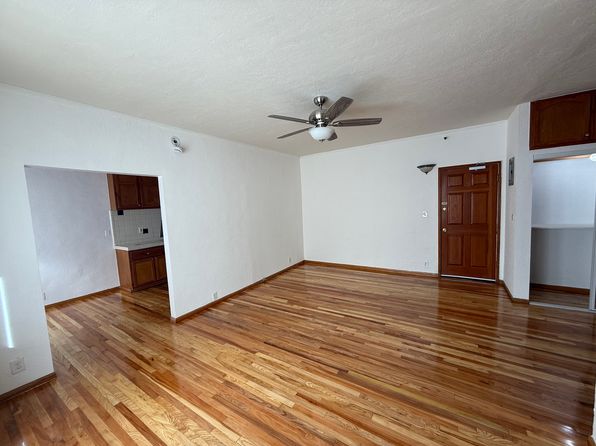 1422 N Kingsley Dr APT 110