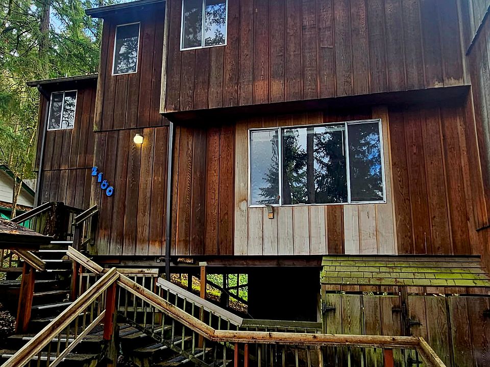 Front; duplex has 2 sides. Your unit is pictured here and is the one on the left