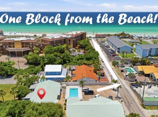104 Ellis Rd APT 2, Miramar Beach, FL 32550