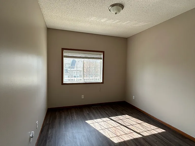 17549 54th St NE — Photo 9