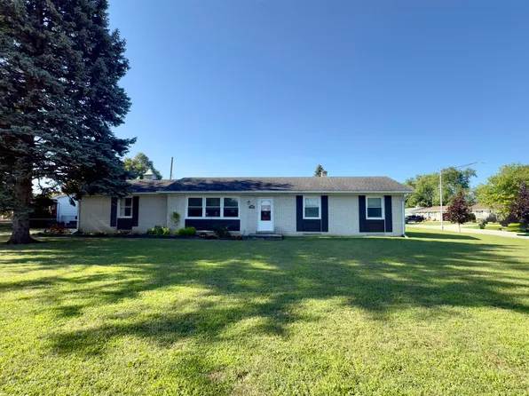 1338 Calgary Dr, Monroe, MI 48162