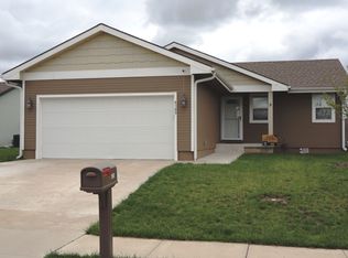 4309 SE Grand Oaks Ave, Topeka, KS 66609