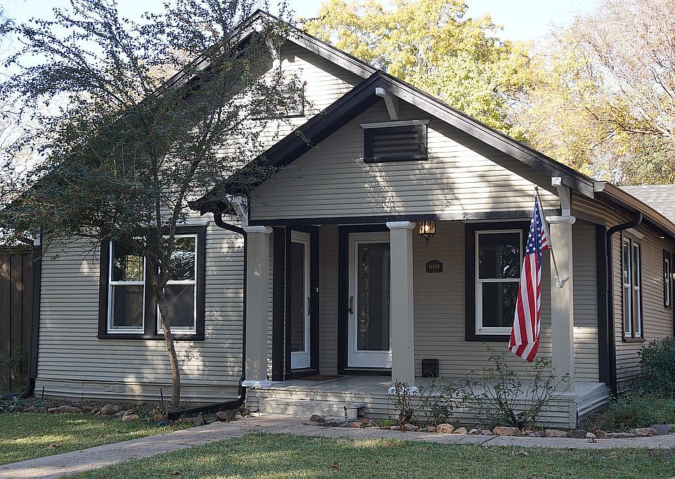 1st image of 1001 W Ave E