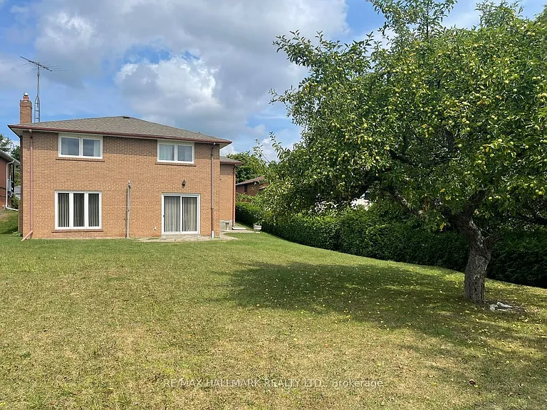 227 Elgin Mills Rd W — Photo 17
