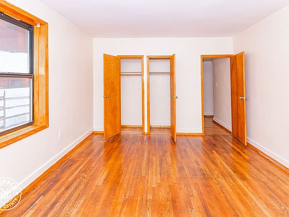 2nd image of 100 E 21st St APT 221