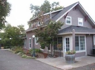 708 Clay St, Ashland, OR 97520