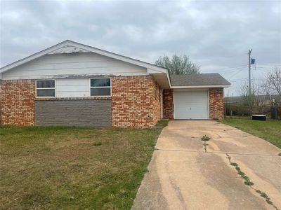 912 NW 20th St, Moore, OK, 73160