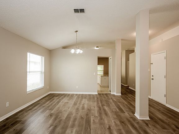 4th image of 10270 Oasis Palm Dr