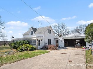 80 Holland Lake Rd, Sheridan, MI