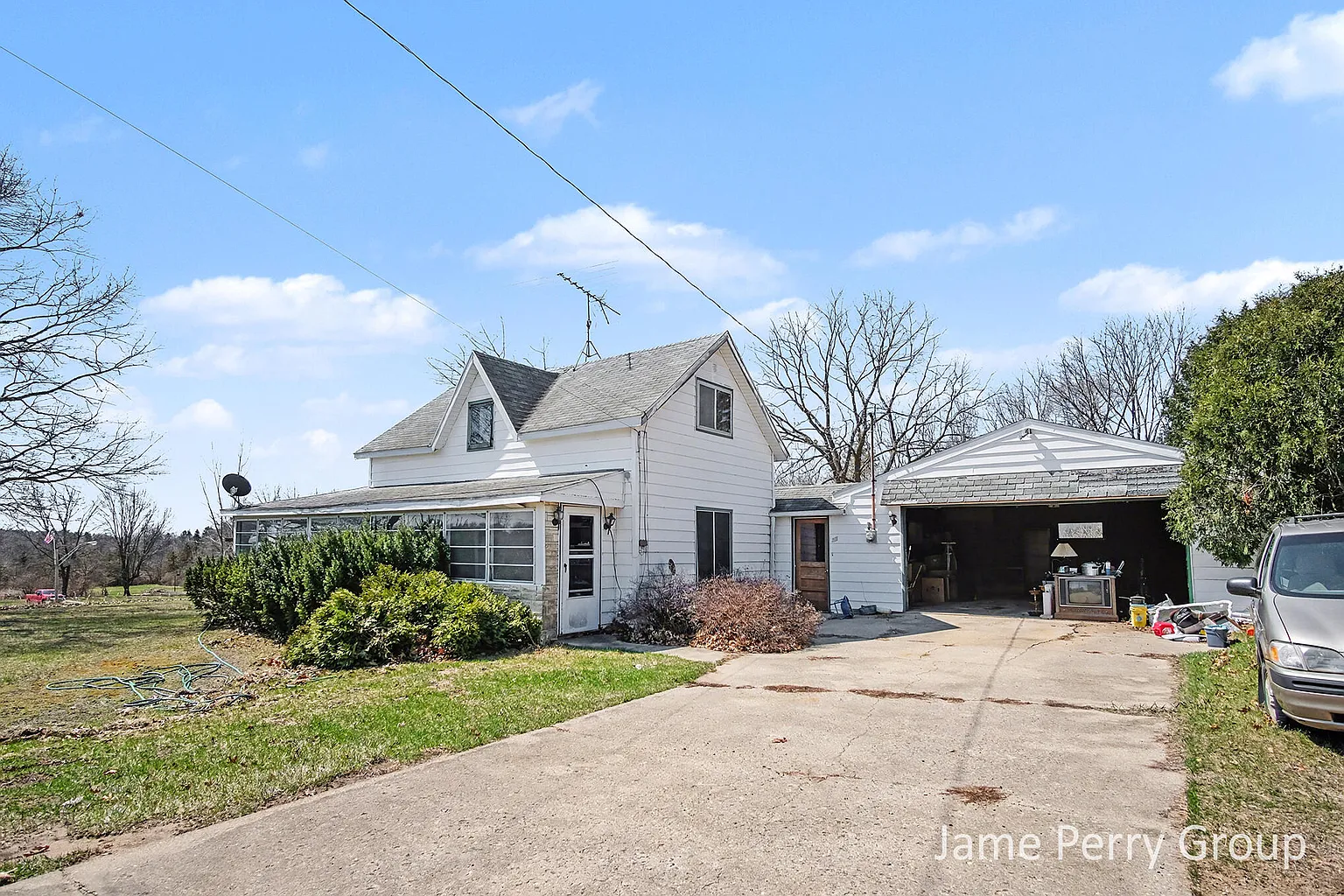 80 Holland Lake Rd photo 1