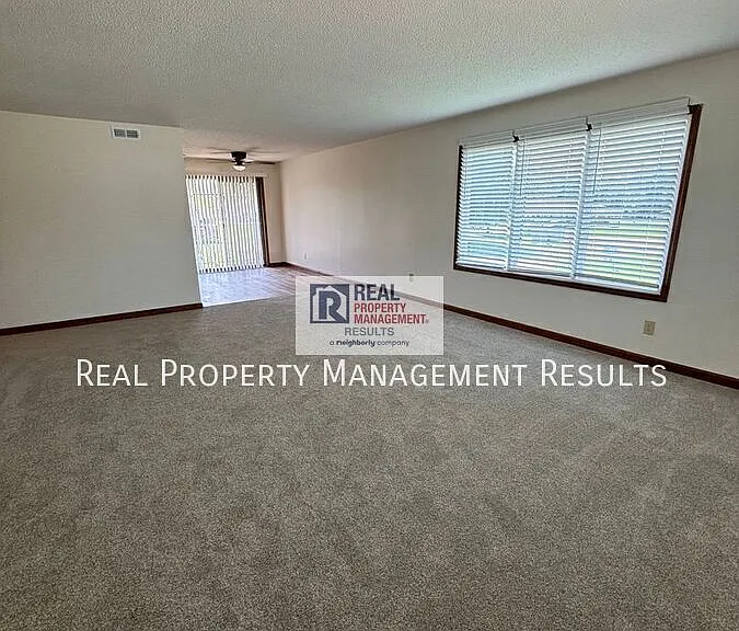 895 Claymark Way #205 — Photo 2