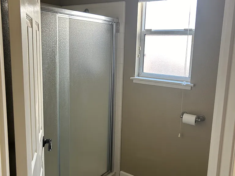 2813 Nora Ln — Photo 13