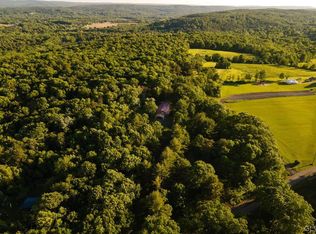 399 Sawmill Rd, Stroudsburg, PA 18360