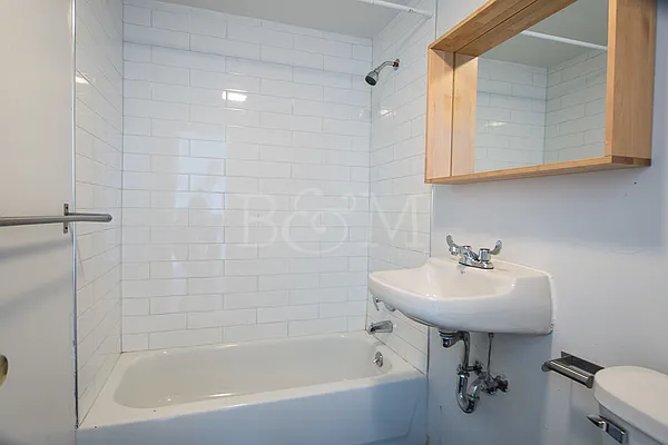 Rented by Brick&Mortar | media 30