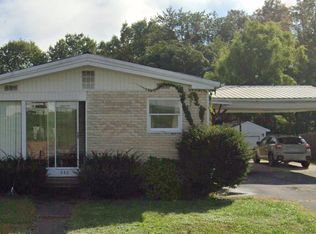 946 Wood St APT 1, Old Forge, PA 18518