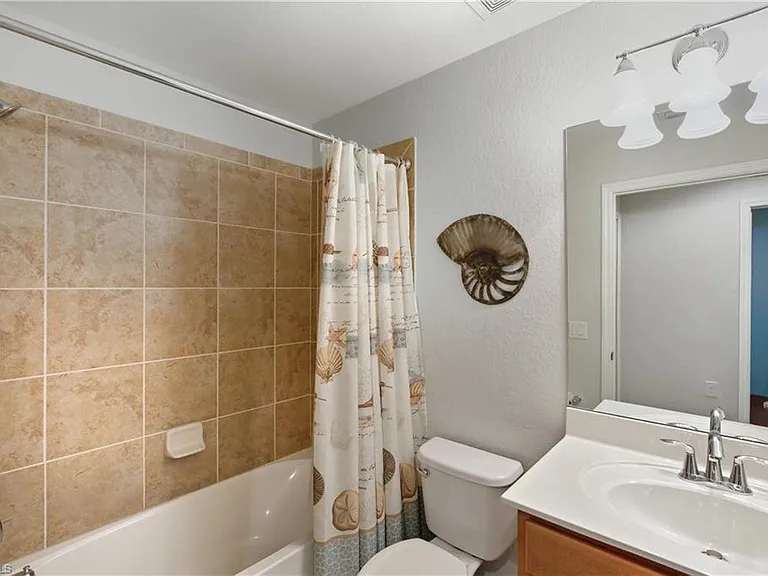 9844 Venezia Cir #714 — Photo 34