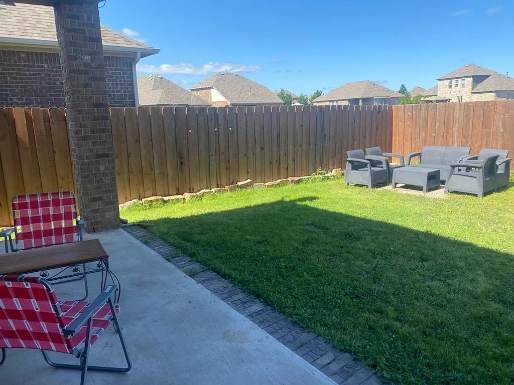4 bed, 3.5 bath, 3000 sqft, $4,500 — Photo 4