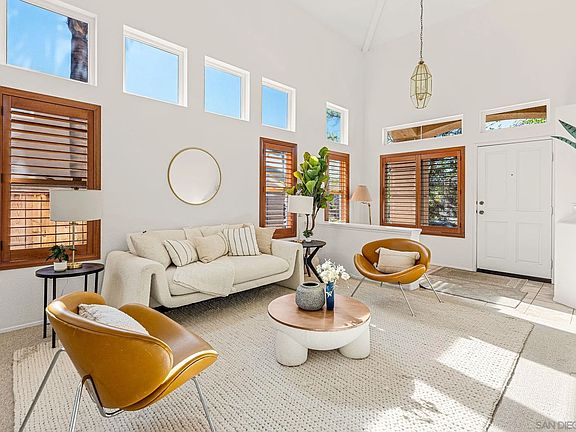 5th image of 10941 Waterton Rd