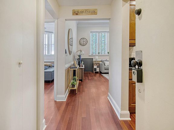 4th image of 350 King St #207