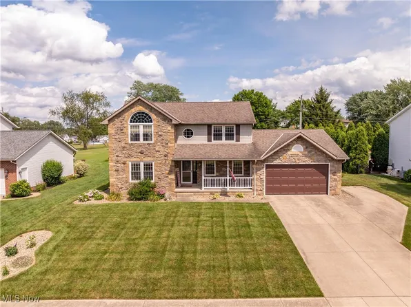 1640 View Pointe Ave, Louisville, OH 44641