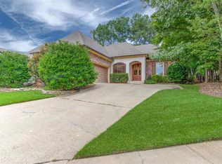 100 Hawks Nest Blf, Ridgeland, MS 39157