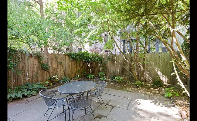 Sold by Douglas Elliman | media 25