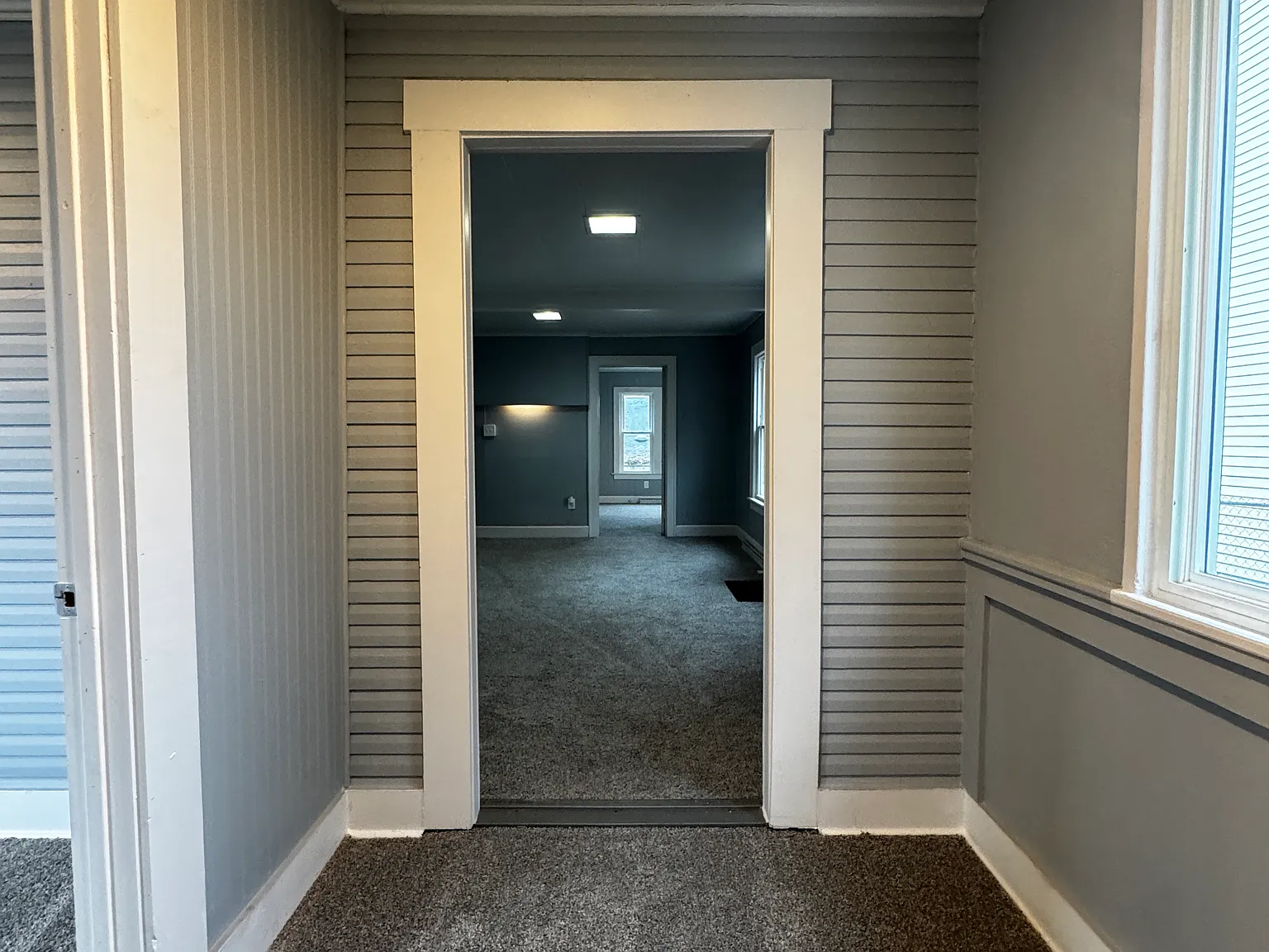 3 bed, 1.5 bath, 950 sqft, $1,235 — Photo 2