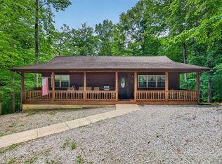 510 Tuscarora Cir, Byrdstown, TN 38549