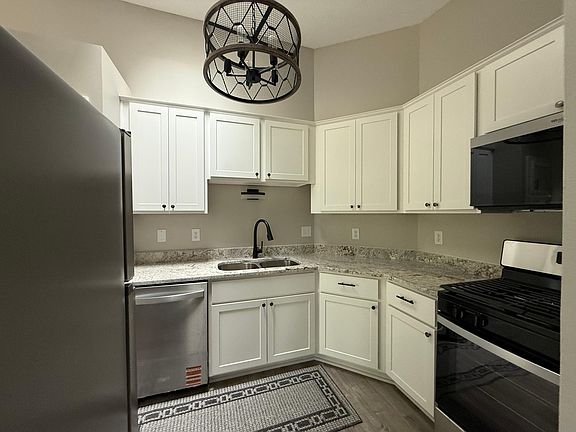 2nd image of 48 Maple Island Rd