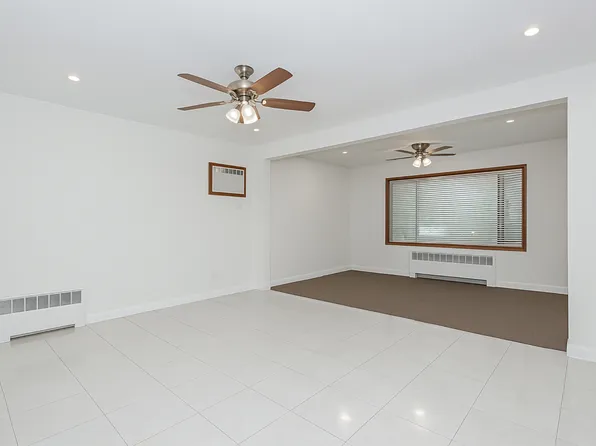 1461 East 3rd Street image 10 of 36