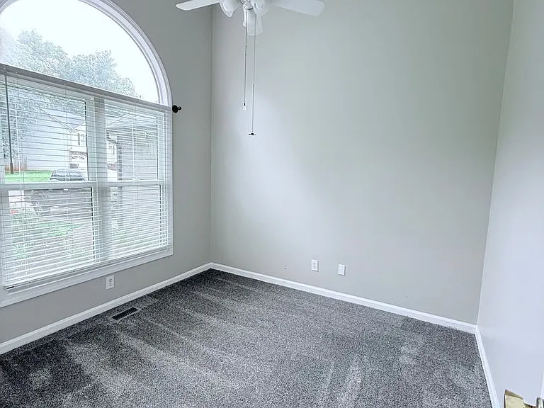31 White Oak Dr — Photo 14