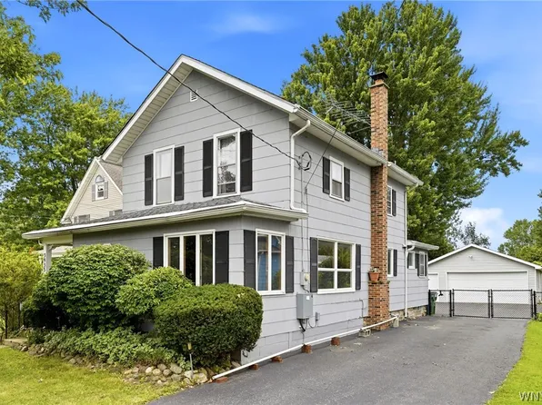 3933 Lockport Ave, North Tonawanda, NY 14120