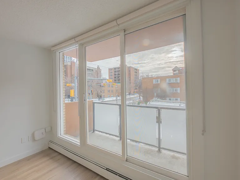 604 14th Ave SW — Photo 39